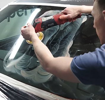 Полировка стекол автомобиля